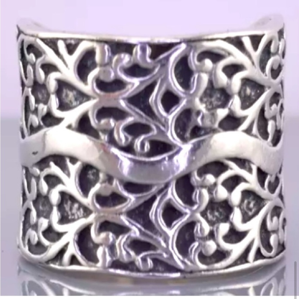Silpada Intricate Silver Statement Ring - Picture 8 of 8